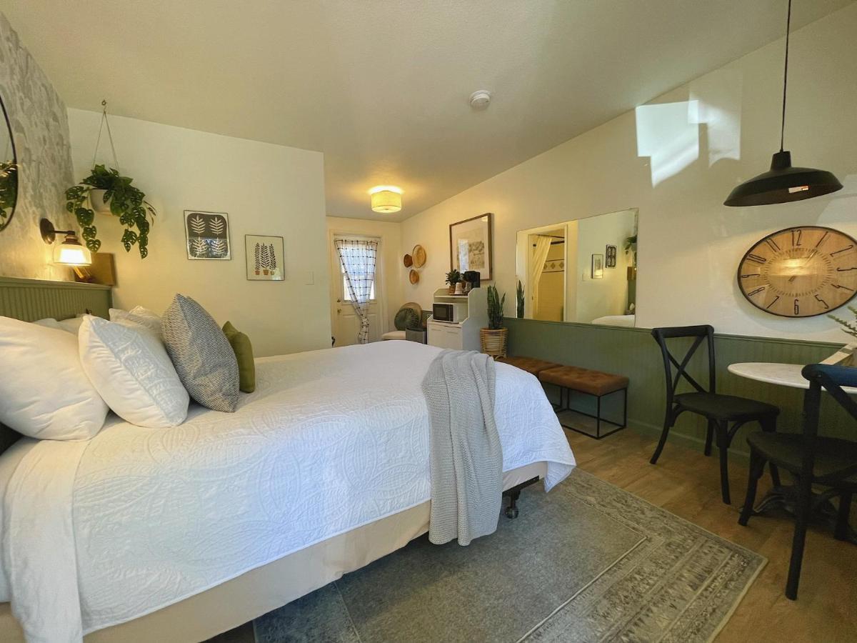 Emerald Valley Inn Port Angeles Bagian luar foto